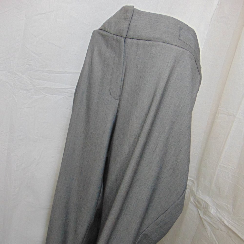 HARVE BENARD WOMEN'S DRESS TROUSERS PLUS SIZE 24W.